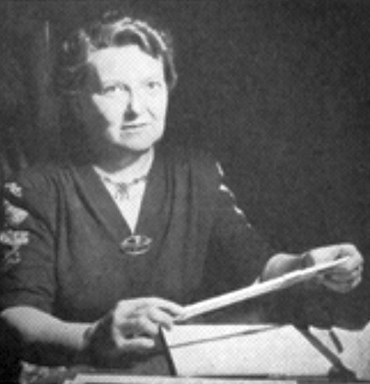 Sallie P. Mead at Bell Labs in 1942. This photograph accompanied an article in the Newark Evening News on March 13, 1942. Photo courtesy of [8].