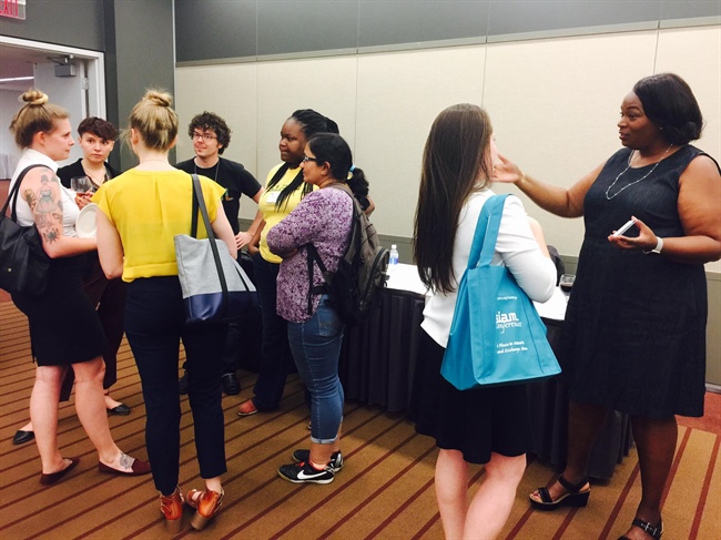 Communication doctors offer attendees of the SIAM Annual Meeting advice on how to effectively communicate complex STEM research to a common audience.