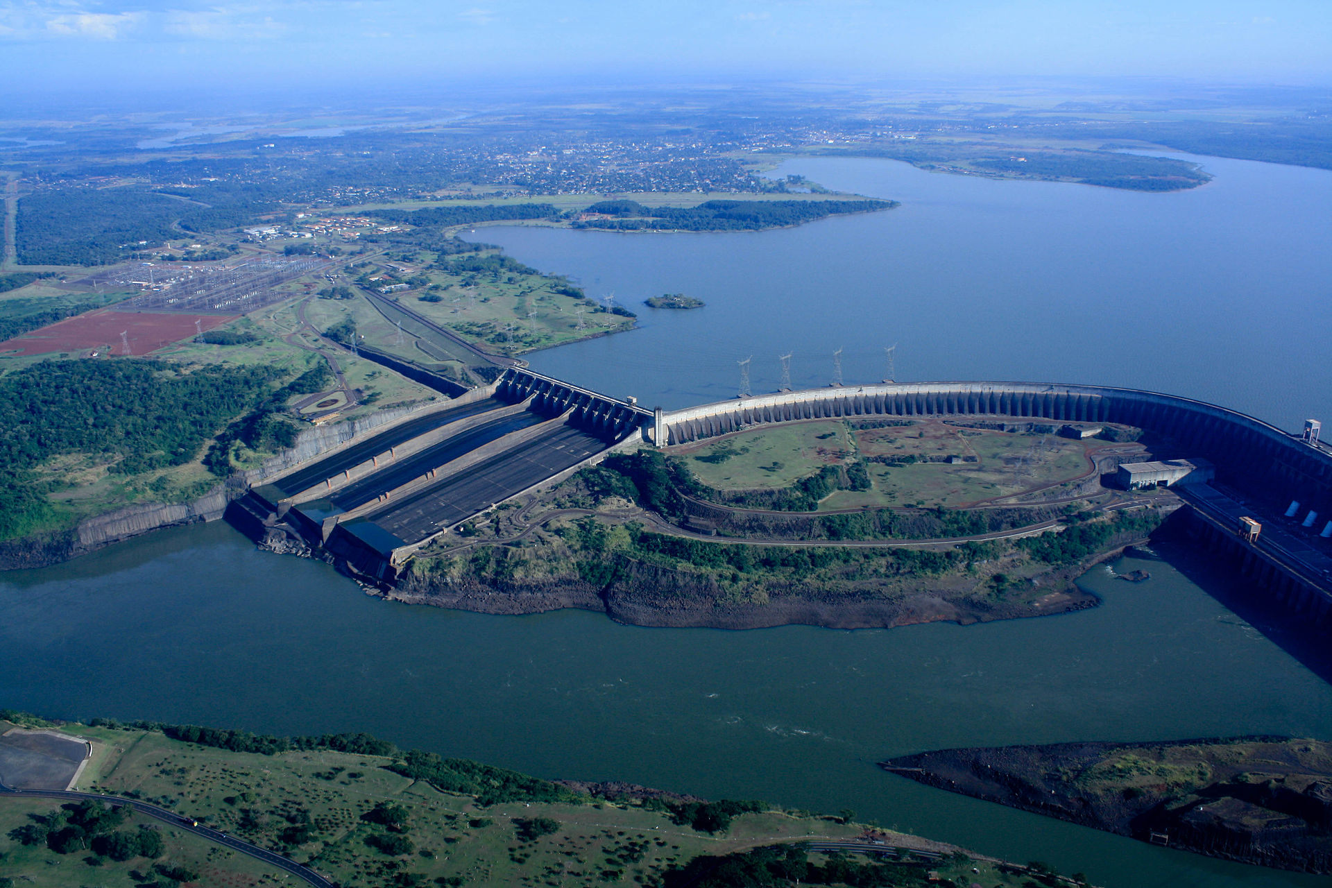 <strong>Figure 1.</strong> Itaipu, a hydroelectric power plant located between Brazil and Paraguay on the Paraná River. Photo credit: International Hydropower Association.