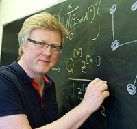 Des Higham. Source: http://personal.strath.ac.uk/d.j.higham/