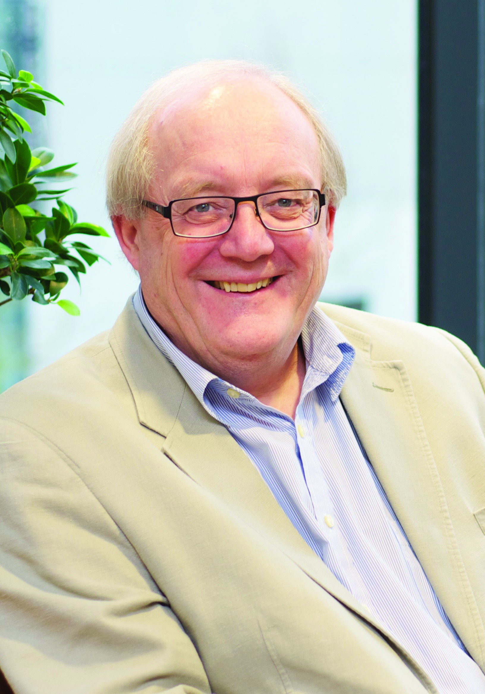 Simon Tavaré of the University of Cambridge was elected as a foreign associate of the U.S. National Academy of Sciences.