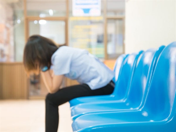 There are ways for physicians’ offices to minimize wait times, but for the time being, patients may need to show patience. Image courtesy of Shutterstock.